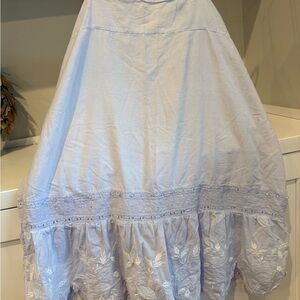 Elegant Vintage (60’s) Embroidered nightgown